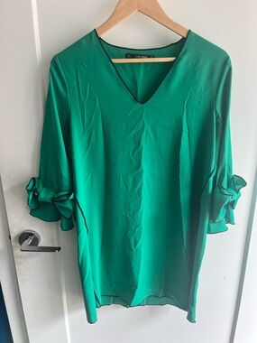 Zara Green V-Neck Bow Sleeve Women's Dress